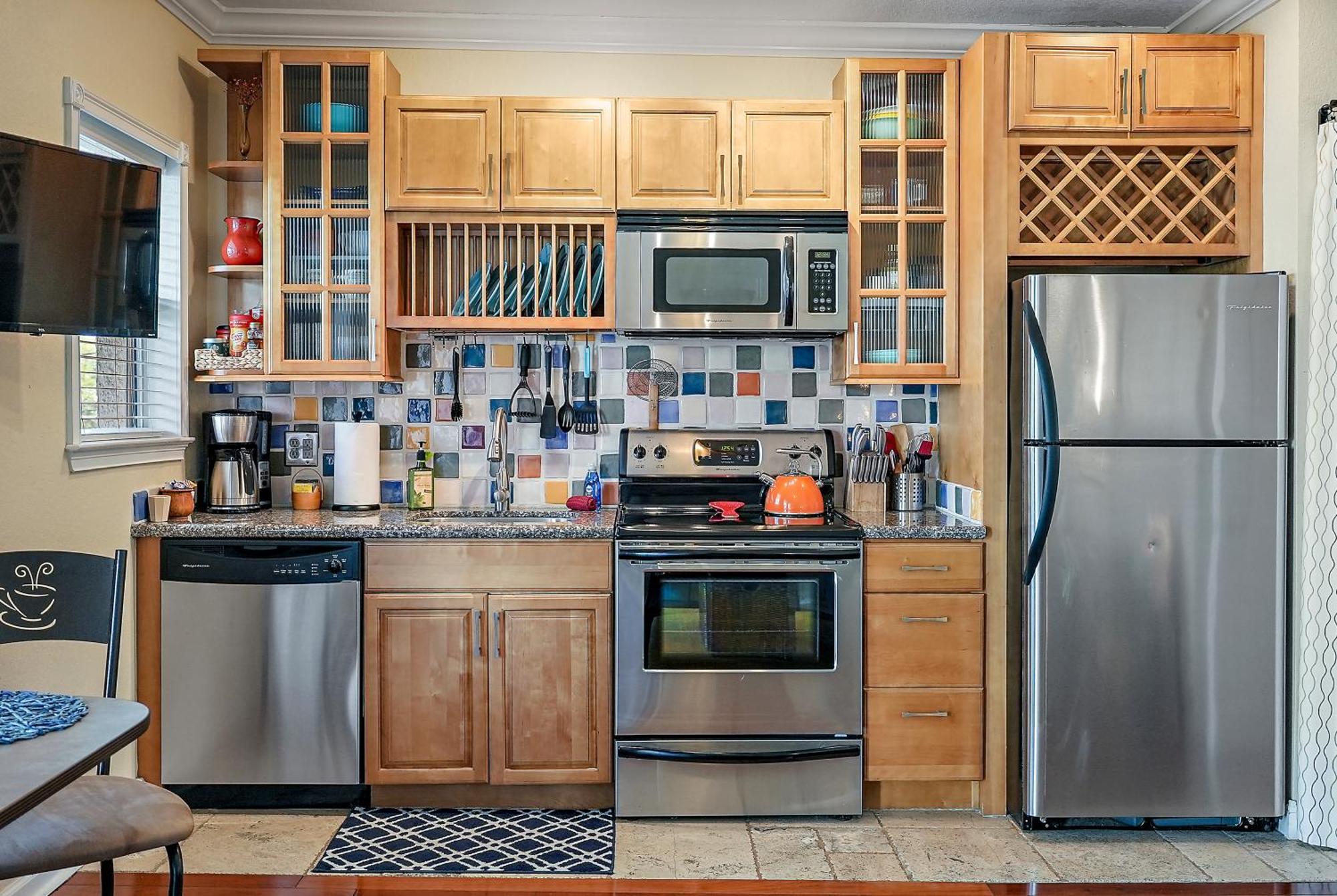 Wine-Dine-Sunshine Cozy Flat In The Heart Of Dtsp Villa Saint Petersburg Eksteriør billede