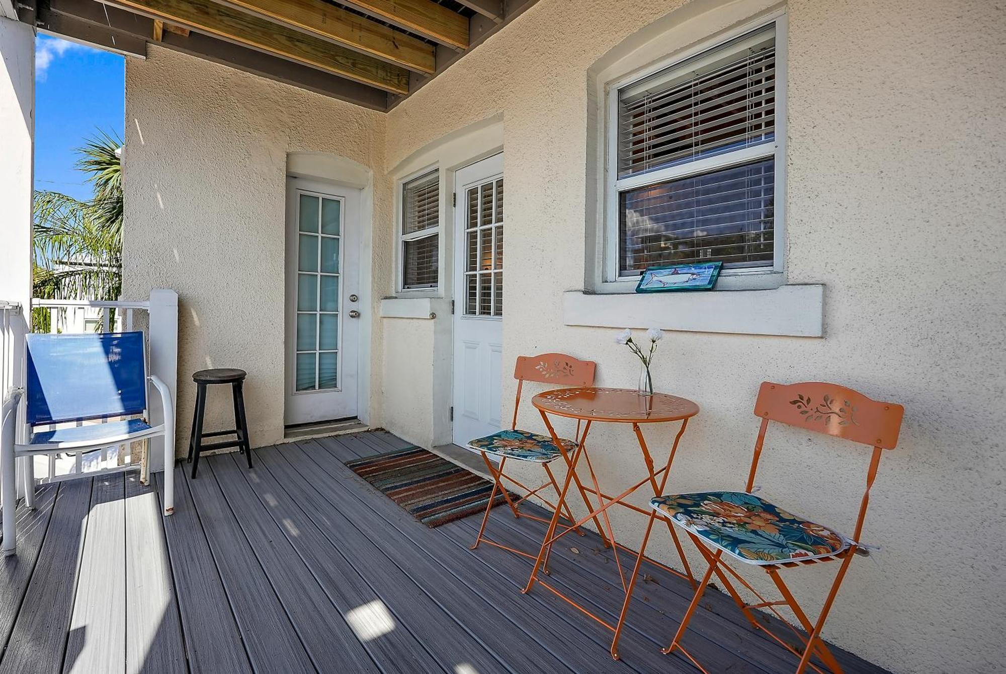 Wine-Dine-Sunshine Cozy Flat In The Heart Of Dtsp Villa Saint Petersburg Eksteriør billede